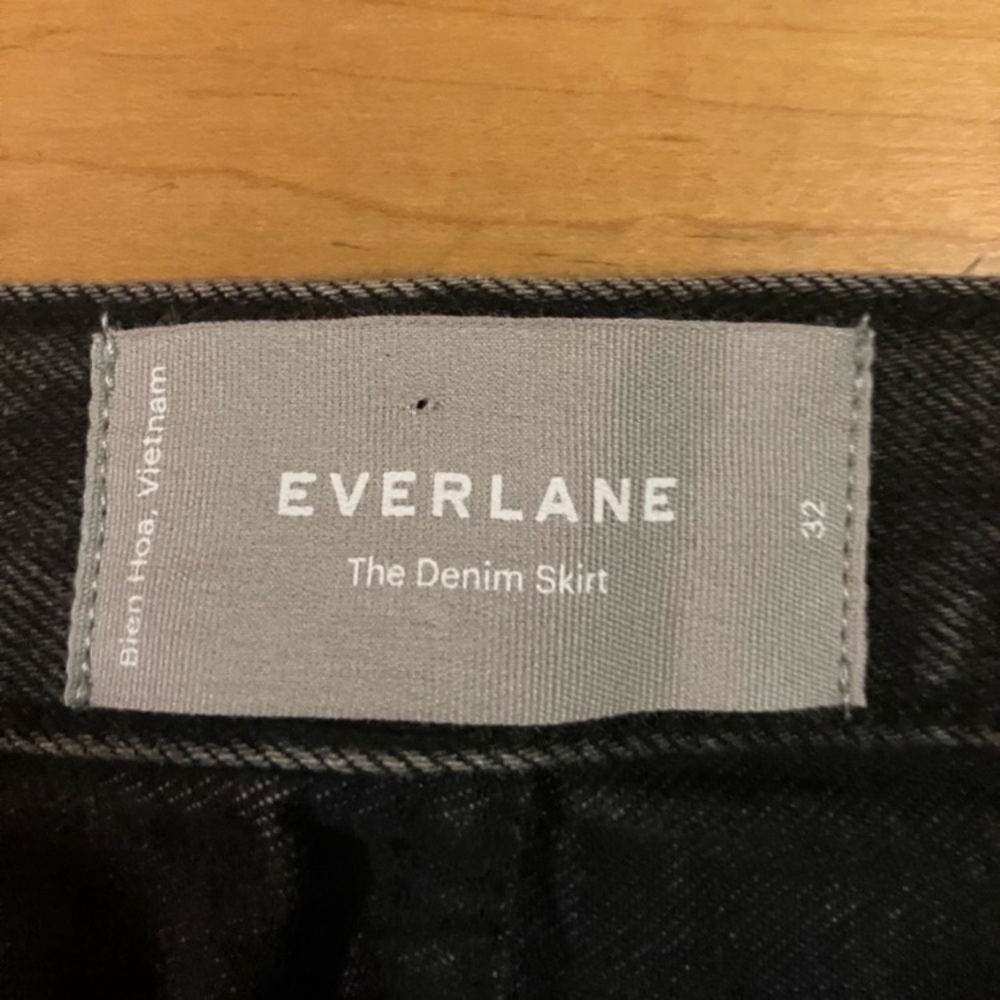 Everlane Denim Black Cut Off Mini Skirt - Picture 3 of 8